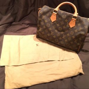 Authentic Louis Vuitton Speedy 30 Bag! (Pre-Owned)